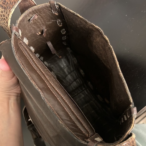 Real croc skin Vintage artisan made shoulder bag, brown. Hand made - Picture 13 of 17